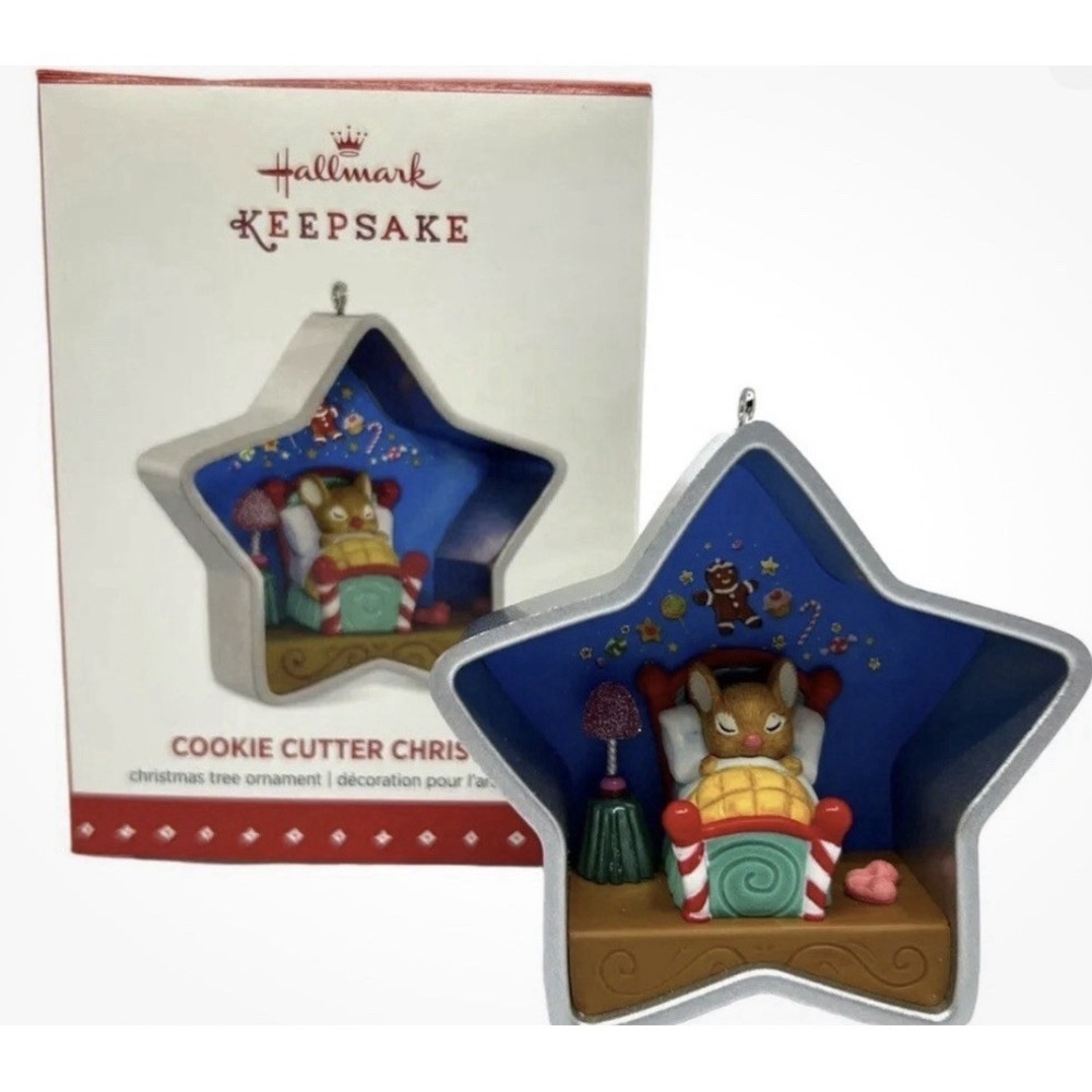 Hallmark Keepsake #4 Cookie Cutter Christmas Ornament Series 2015 Gold Crown Exc